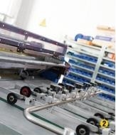 Kartonowa automatyczna maszyna do powlekania lakierem UV 9000 arkuszy / godzinę