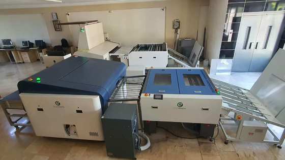 Wysokiej wydajności 64-kanałowa automatyczna termo CTP Plate Making Machine z rozdzielczością 2400 dpi i wydajnością 28 płyt/godzinę