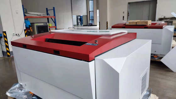 Termalna maszyna do płyt CTP z maksymalnym rozmiarem płyty 1163x940mm 3 lata gwarancji i długości fali laserowej 830nm