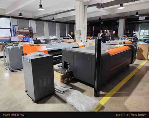 FL4835 Maszyna do naświetlania płyt fleksograficznych CTP z maksymalną szerokością 48"x35", wydajnością 3/5 m2/h i 3-letnią gwarancją