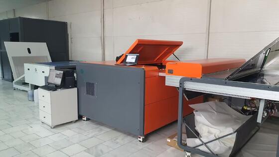 Maszyna do termicznej płyty CTP online B1 VLF z automatycznym ładowaniem do druku offsetowego 1470 x 1180 mm przy 25 płytach na godzinę