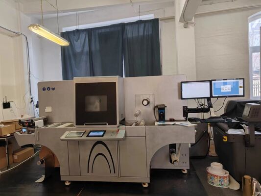 Maszyna do uszlachetniania etykiet cyfrowych bez konieczności stosowania płyt, rozdzielczość 1440*360 dpi i 3 lata gwarancji