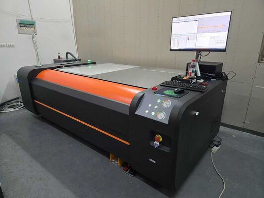 Maszyna do obrazowania laserowego CTP z płytą polimerową Flexo Relief FL4835