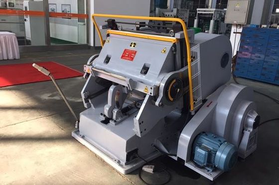 5,5 kW 22 s na minutę Półautomatyczna maszyna do sztancowania bez usuwania izolacji