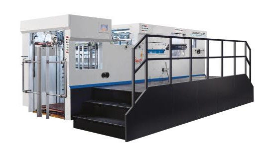 Wielkoformatowa maszyna do sztancowania płaskiego z odizolowaniem 1080mm
