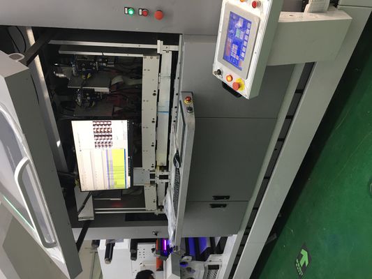 Szybka maszyna do lakierowania UV 9500 arkuszy/godzinę z maksymalnym rozmiarem powlekania 720x1050mm i grubością arkusza 80-500gsm