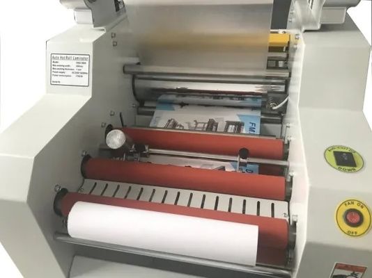 25um Film 340mm Hydrauliczny jednostronny laminator do drukowania laserowego