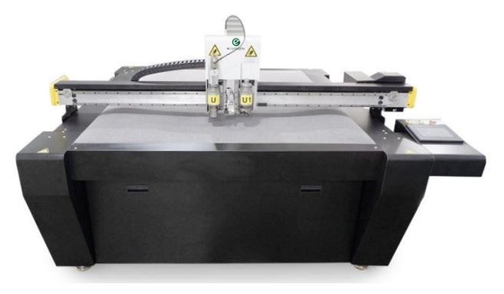 ECOO 1316 Digital Cutter dla różnych płyt falistych